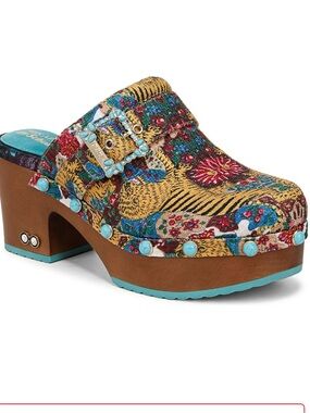 Dr. Scholl’s Iris Apfel Collab Original Joy Clog in Tiger Print Brocade Fabric